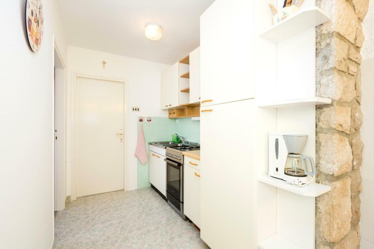 Apartment Marija Mali Losinj Exterior photo